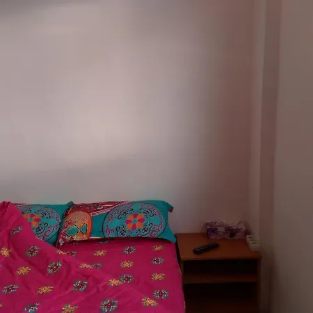 Magic Spot Готель Бухарест